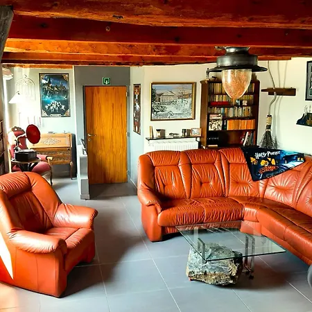 בית אירוח Aux Deux Amis