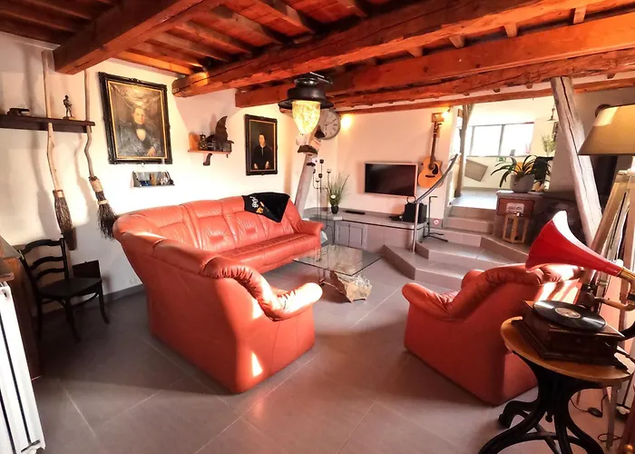 Aux Deux Amis Privatunterkunft *